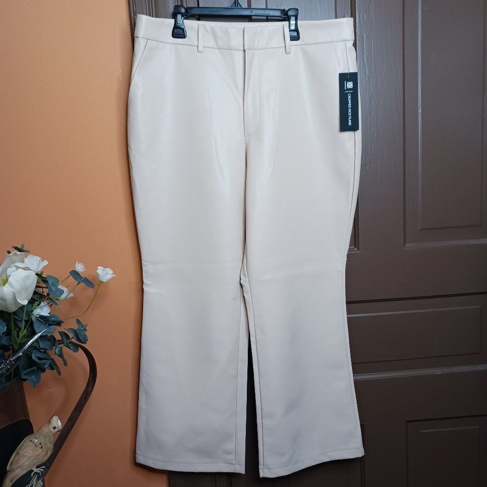 BAGATELLE Women's L Vegan Leather Cropped Flare Pant